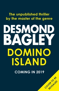 Desmond Bagley - Domino island Holding Cover © HarperCollins Publishers Ltd.